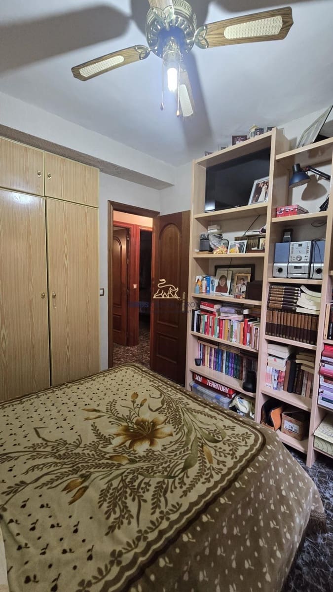 3 sypialnia Mieszkanie na sprzedaż w Miasto Kordoba - 130 000 € (Ref: 9491776)