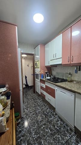 3 sypialnia Mieszkanie na sprzedaż w Polígono de la Fuensanta, Miasto Kordoba - 130 000 € (Ref: 9491776)