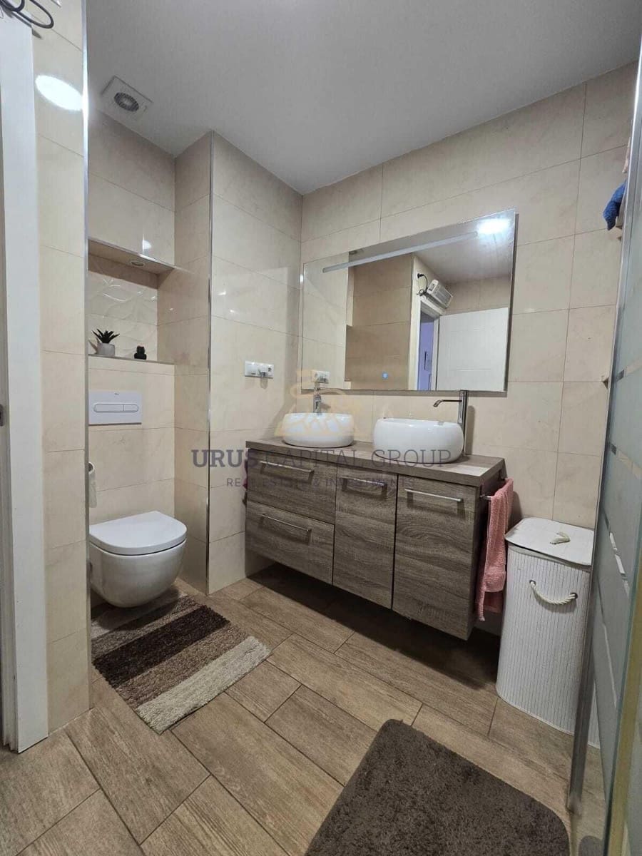 3 makuuhuone Asunto myytävänä paikassa Cordoba kaupunki mukana 
autotalli - 250 000 € (Ref: 9491778)