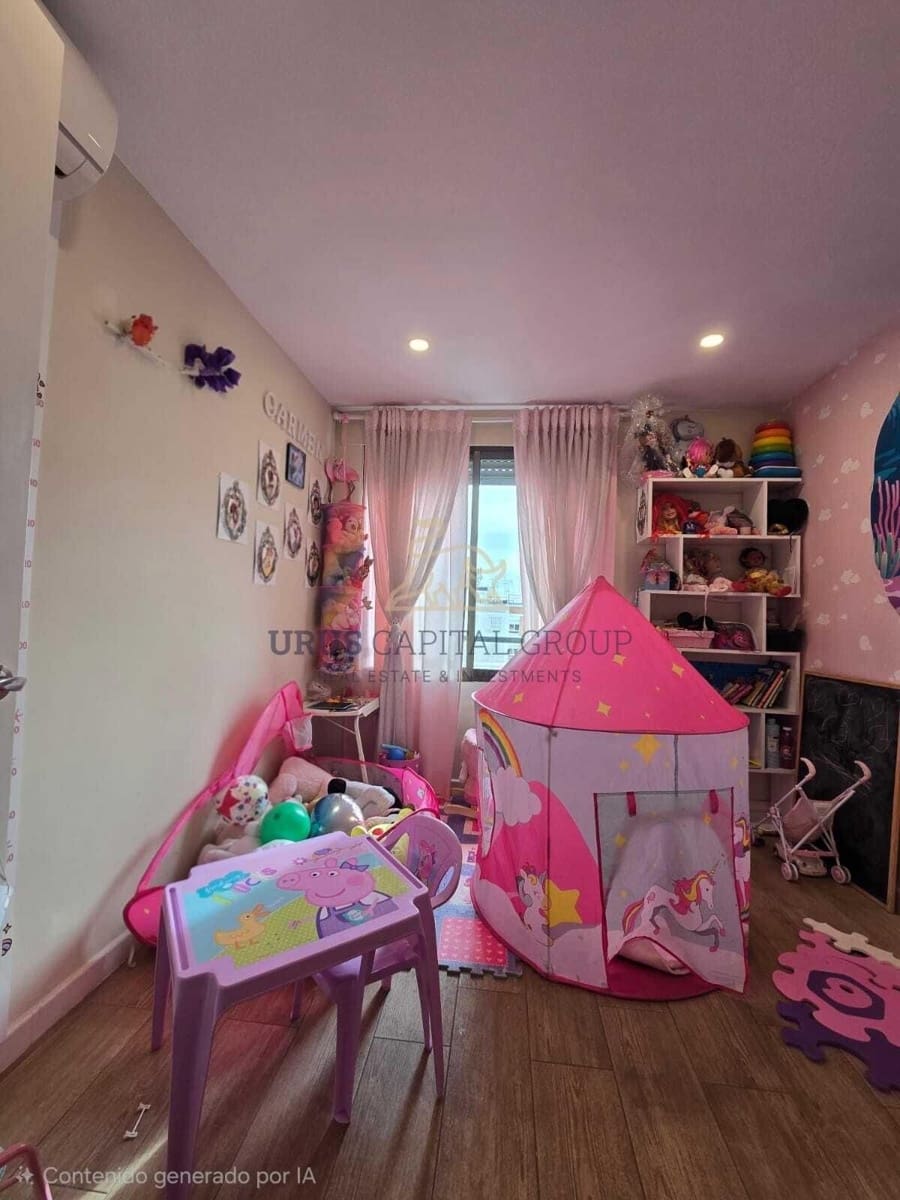 3 makuuhuone Asunto myytävänä paikassa Cordoba kaupunki mukana 
autotalli - 250 000 € (Ref: 9491778)