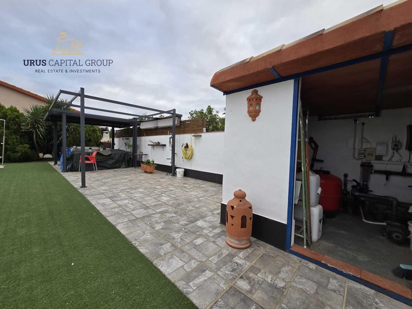 4 sypialnia Willa na sprzedaż w La Carlota z basenem garażem - 275 000 € (Ref: 9491779)