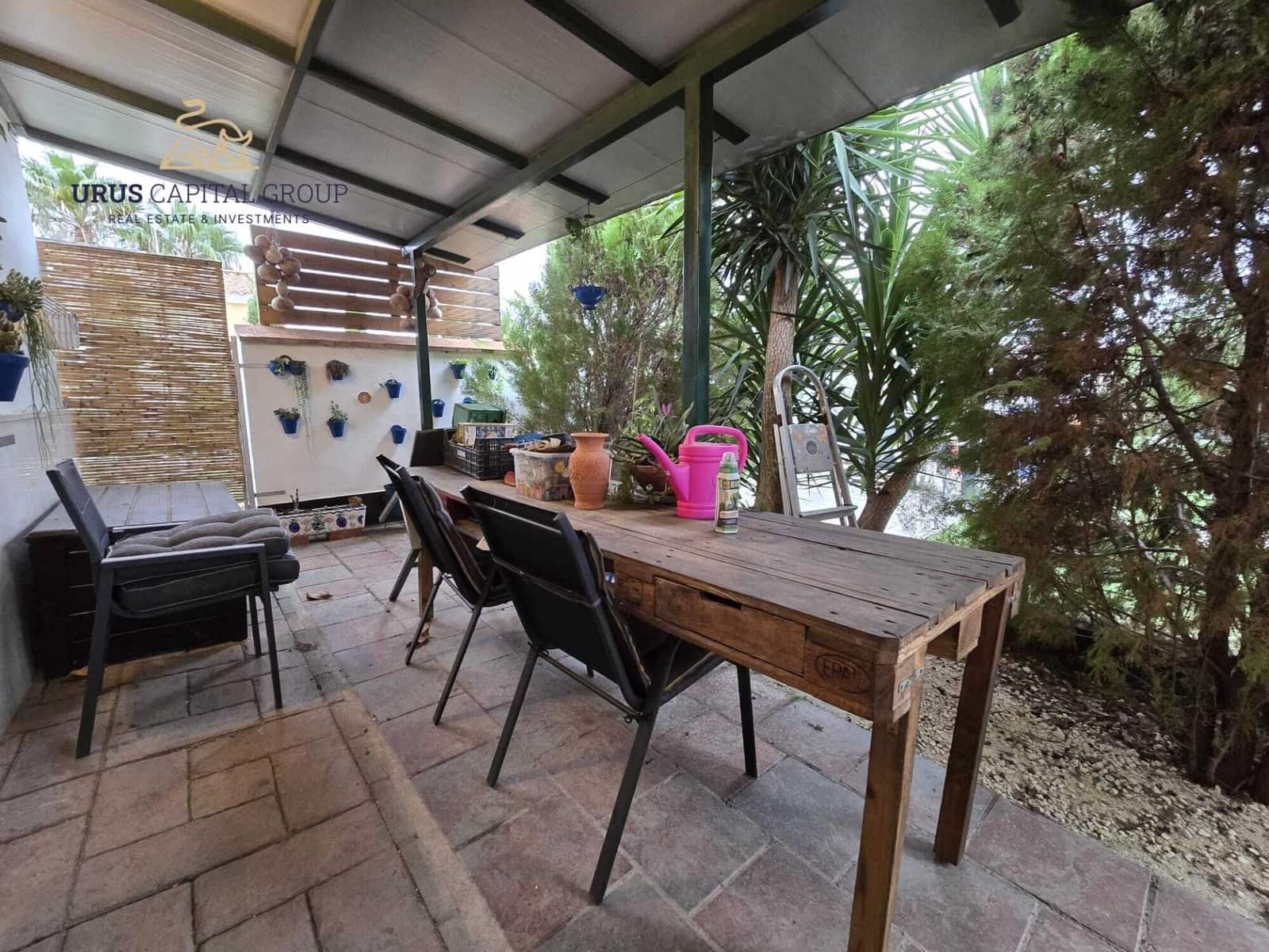 4 sypialnia Willa na sprzedaż w La Carlota z basenem garażem - 275 000 € (Ref: 9491779)