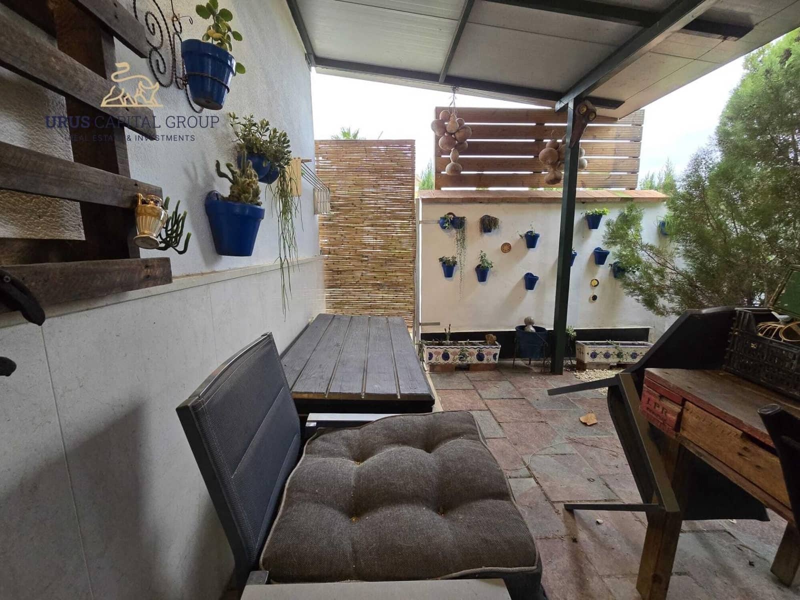 4 sypialnia Willa na sprzedaż w La Carlota z basenem garażem - 275 000 € (Ref: 9491779)