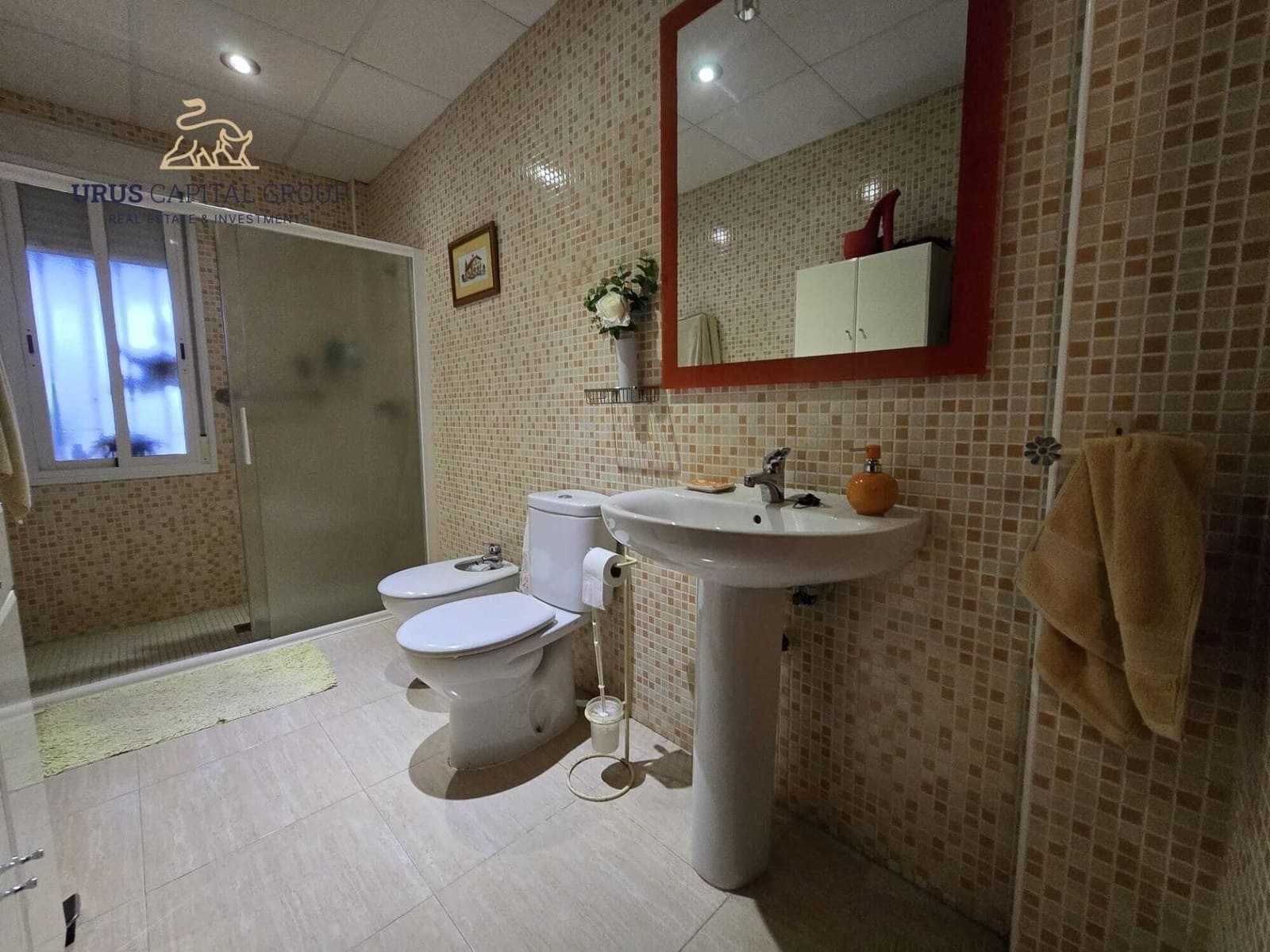 4 sypialnia Willa na sprzedaż w La Carlota z basenem garażem - 275 000 € (Ref: 9491779)