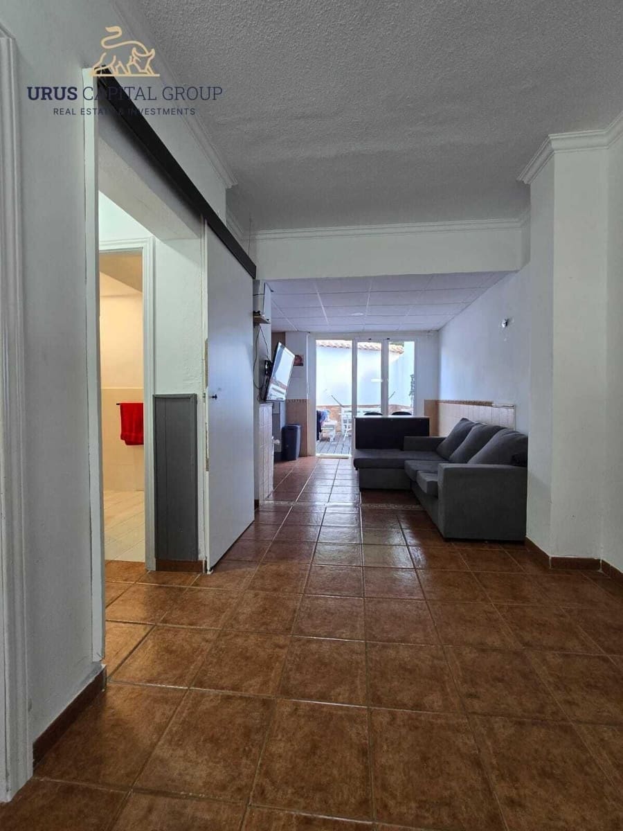 5 bedroom Townhouse for sale in La Victoria - € 135,000 (Ref: 9491781)