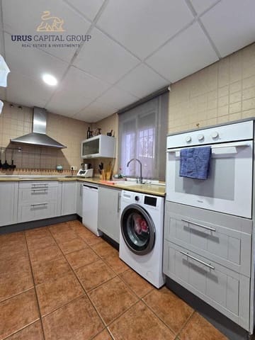 5 bedroom Townhouse for sale in La Victoria - € 135,000 (Ref: 9491781)