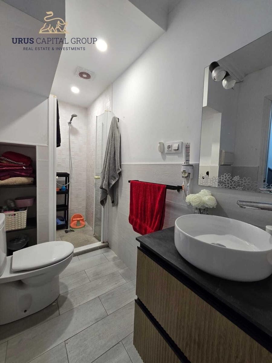 5 bedroom Townhouse for sale in La Victoria - € 135,000 (Ref: 9491781)