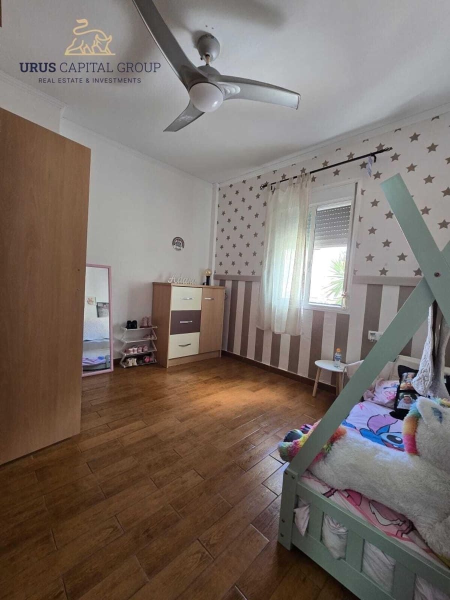 5 bedroom Townhouse for sale in La Victoria - € 135,000 (Ref: 9491781)