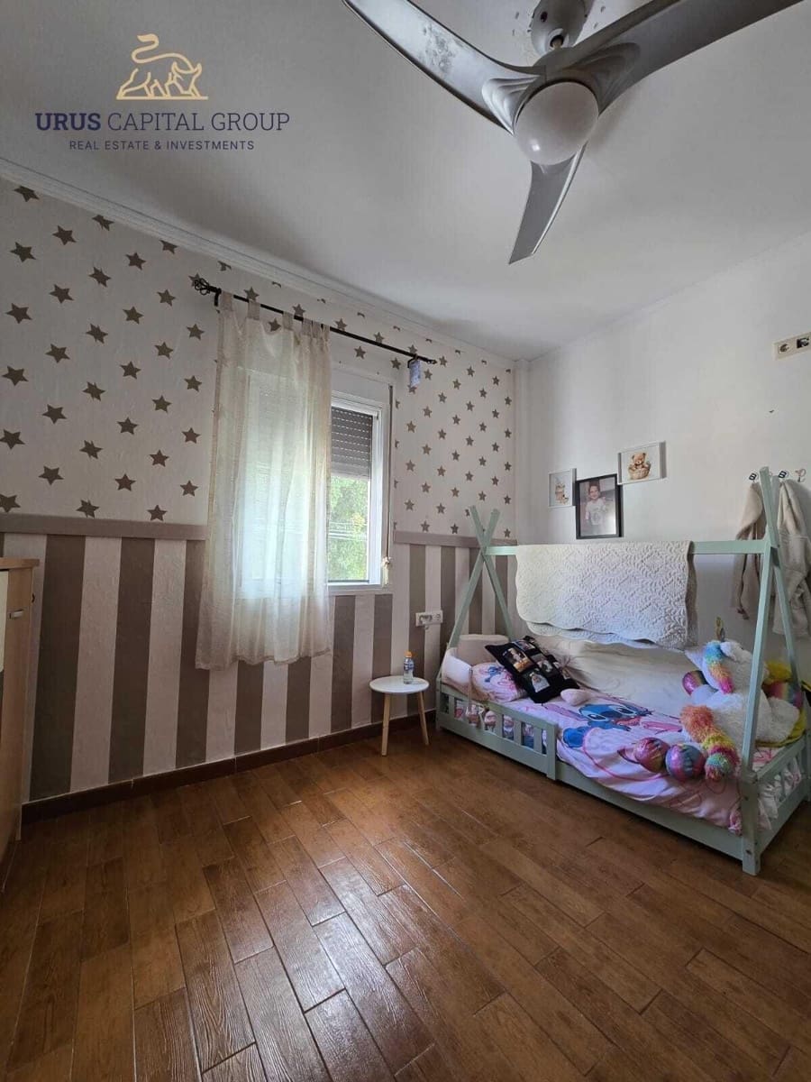 5 bedroom Townhouse for sale in La Victoria - € 135,000 (Ref: 9491781)