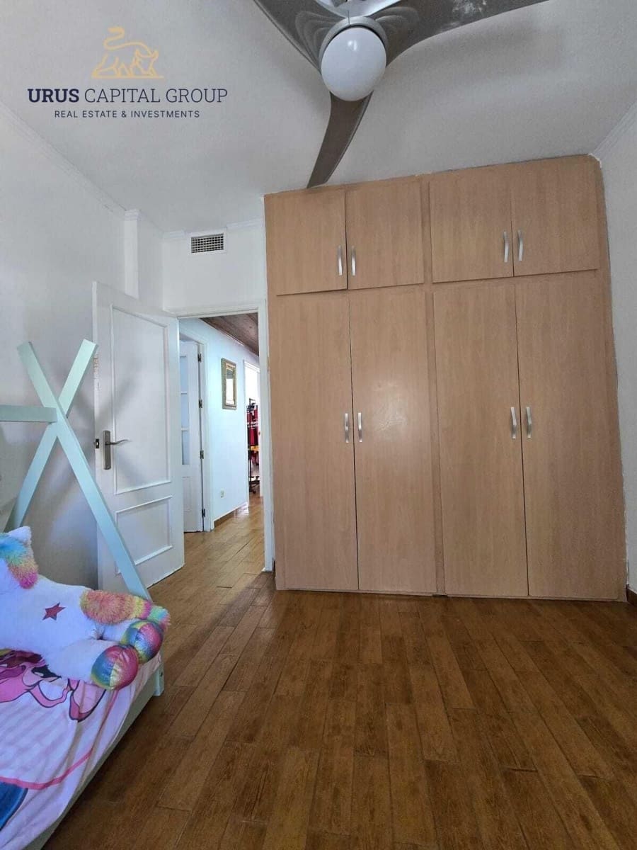 5 bedroom Townhouse for sale in La Victoria - € 135,000 (Ref: 9491781)