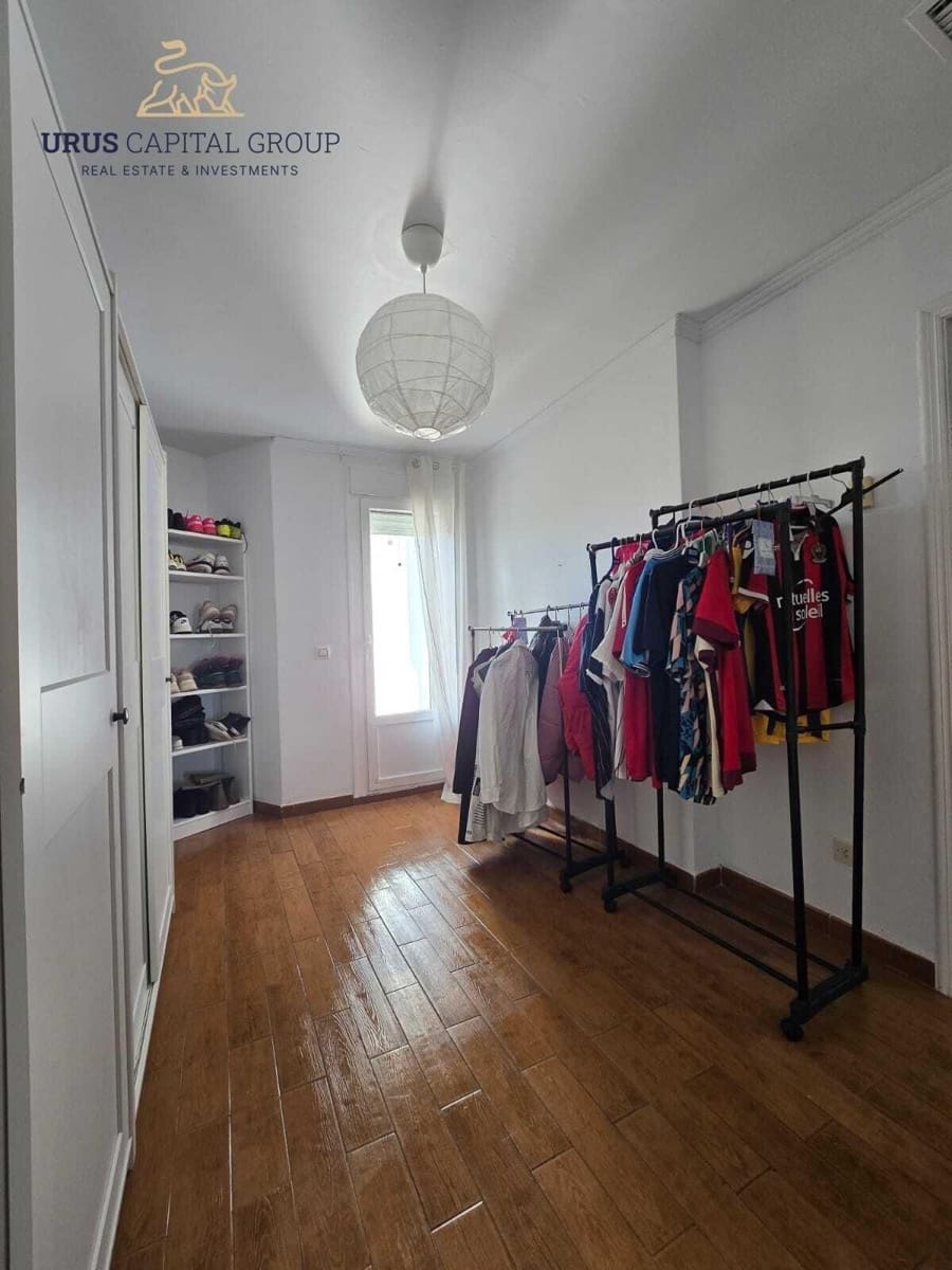 5 bedroom Townhouse for sale in La Victoria - € 135,000 (Ref: 9491781)