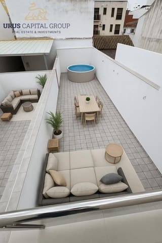 3 bedroom Townhouse for sale in Villarrubia, Córdoba city with garage - € 245,000 (Ref: 9491782)