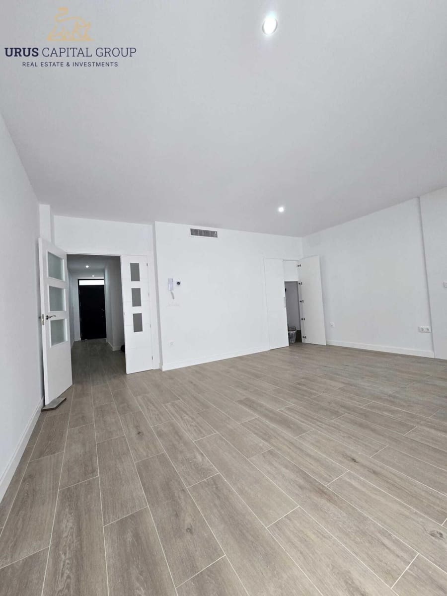 3 bedroom Townhouse for sale in Cordoba city with garage - € 245,000 (Ref: 9491782)