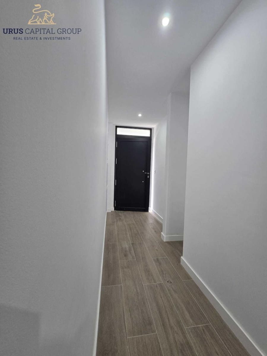 3 bedroom Townhouse for sale in Cordoba city with garage - € 245,000 (Ref: 9491782)