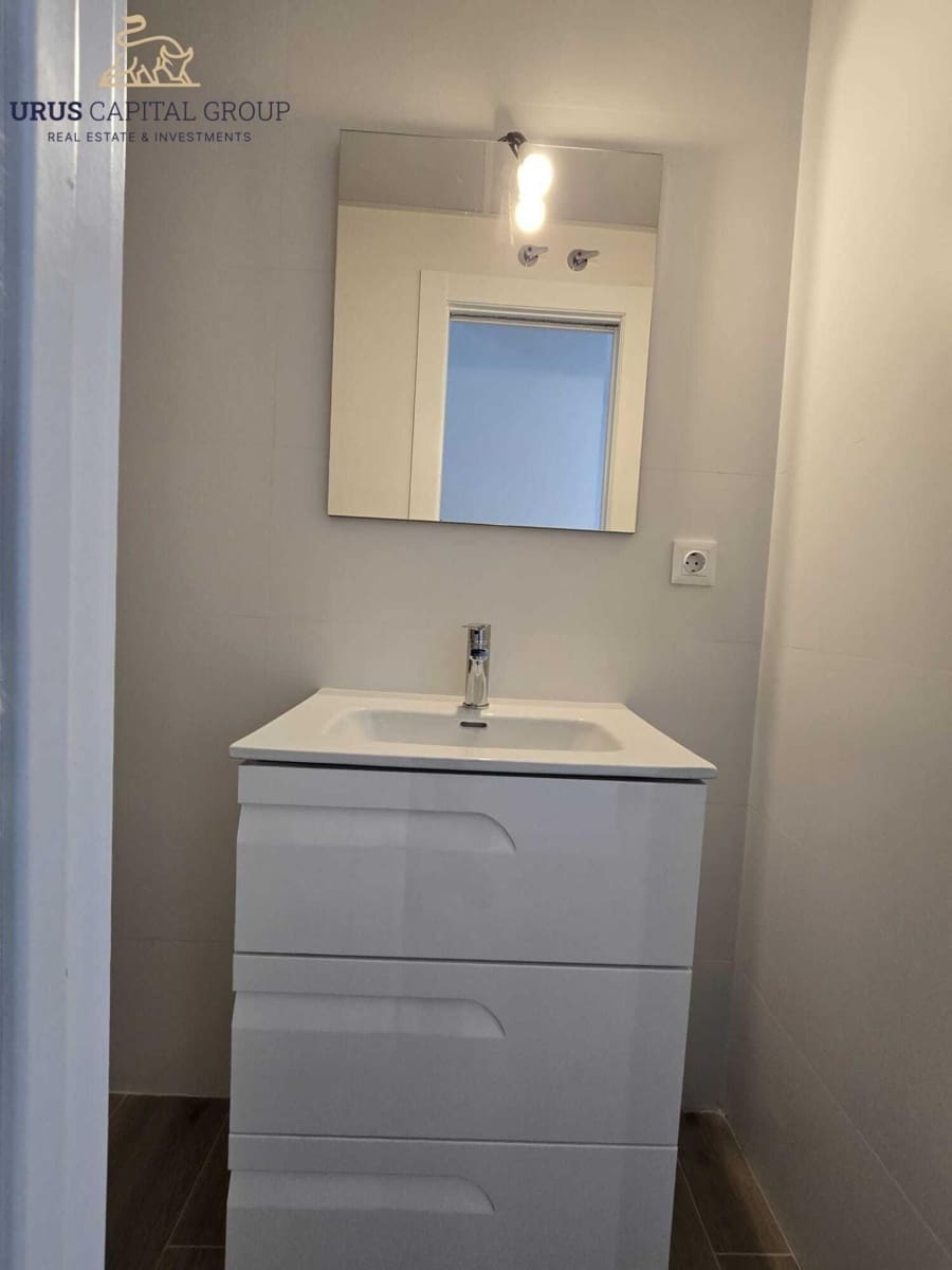 3 bedroom Townhouse for sale in Cordoba city with garage - € 245,000 (Ref: 9491782)