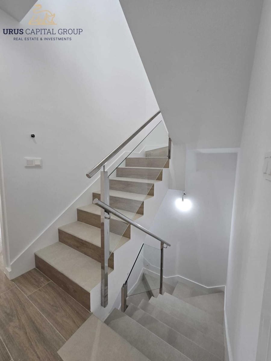 3 bedroom Townhouse for sale in Cordoba city with garage - € 245,000 (Ref: 9491782)