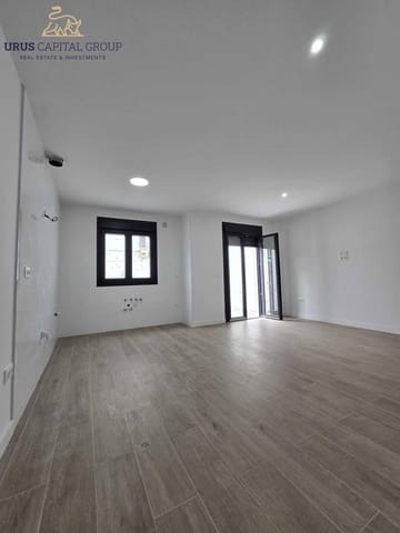 3 bedroom Townhouse for sale in Villarrubia, Córdoba city with garage - € 245,000 (Ref: 9491782)