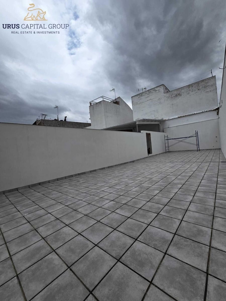 3 bedroom Townhouse for sale in Cordoba city with garage - € 245,000 (Ref: 9491782)