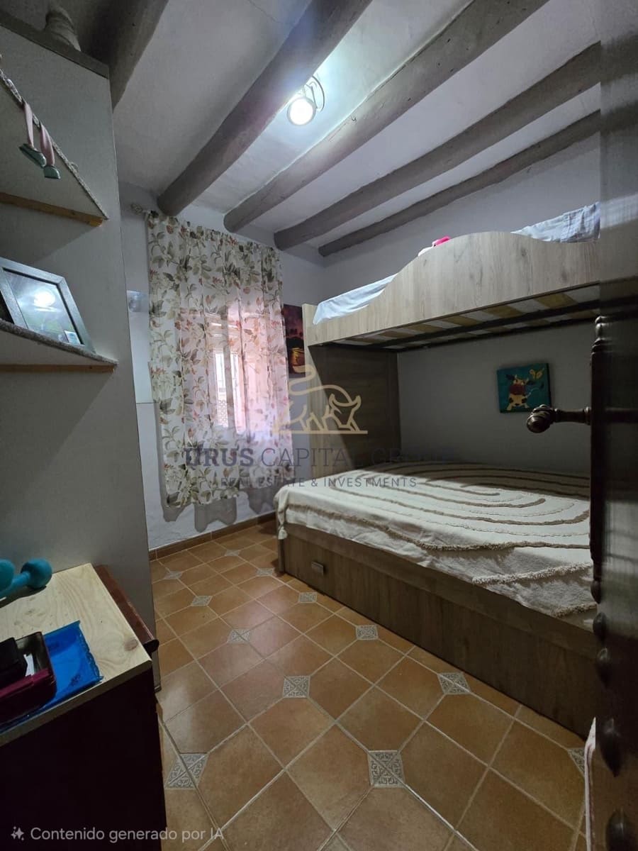 3 bedroom Semi-detached Villa for sale in La Victoria with pool - € 145,000 (Ref: 9491785)