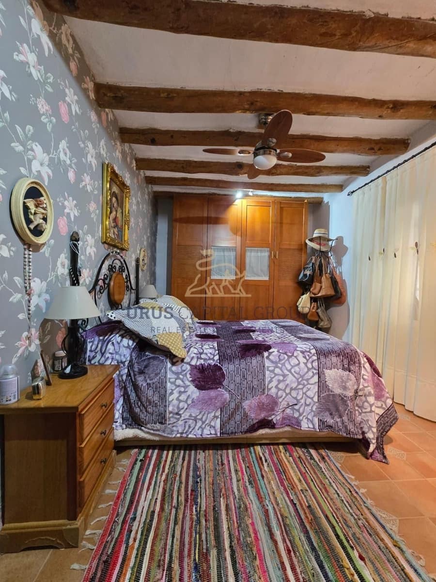 3 bedroom Semi-detached Villa for sale in La Victoria with pool - € 145,000 (Ref: 9491785)