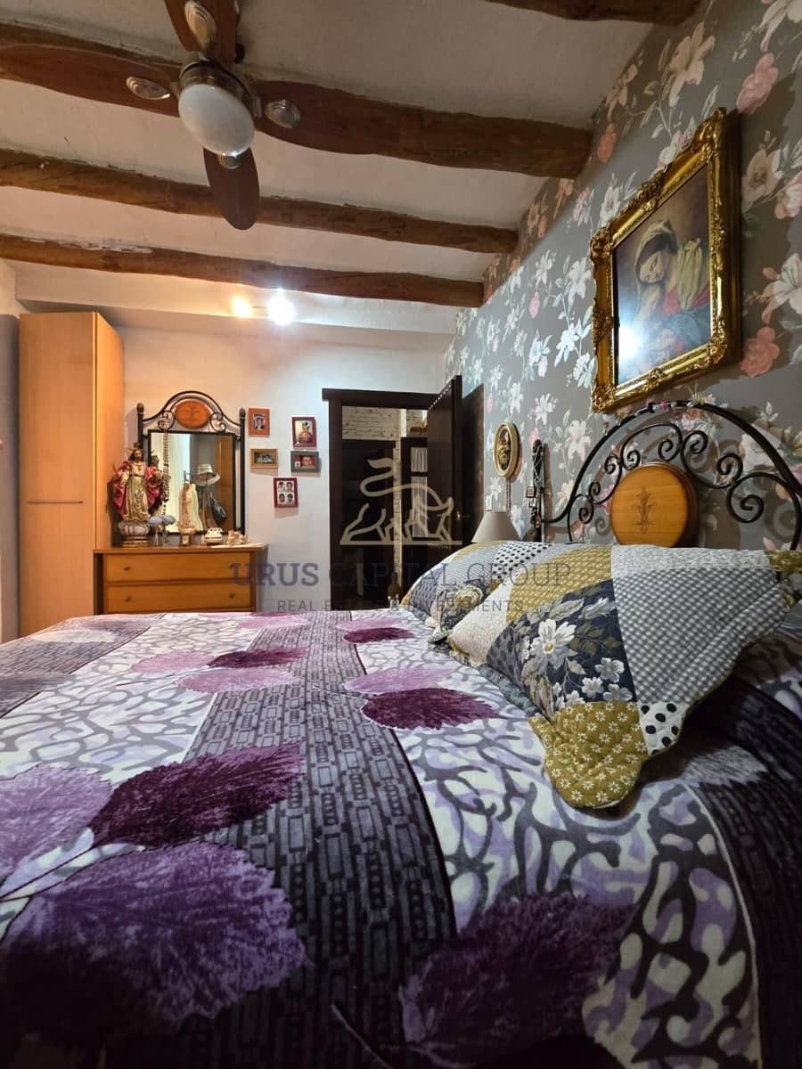 3 bedroom Semi-detached Villa for sale in La Victoria with pool - € 145,000 (Ref: 9491785)