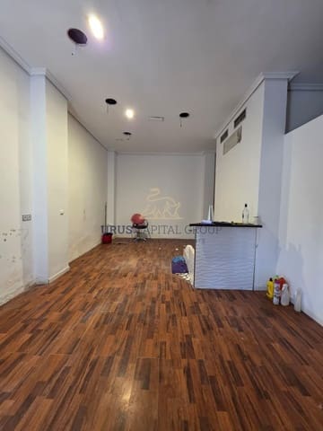 Commercial for sale in Fuensantilla-Edisol, Córdoba city - € 80,000 (Ref: 9491786)