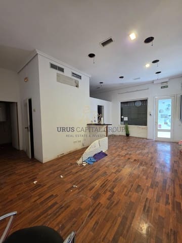 Commercial for sale in Fuensantilla-Edisol, Córdoba city - € 80,000 (Ref: 9491786)