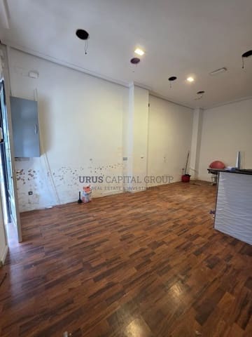 Commercial for sale in Fuensantilla-Edisol, Córdoba city - € 80,000 (Ref: 9491786)