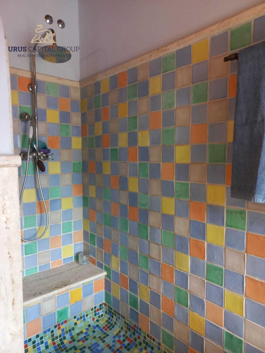 5 makuuhuone Huvila myytävänä paikassa Cordoba kaupunki mukana uima-altaan 
autotalli - 890 000 € (Ref: 9491791)