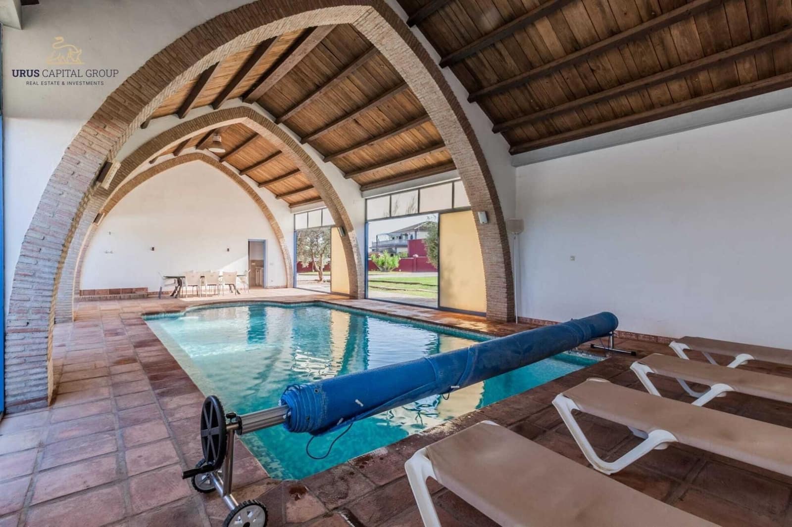 5 makuuhuone Huvila myytävänä paikassa Cordoba kaupunki mukana uima-altaan 
autotalli - 890 000 € (Ref: 9491791)