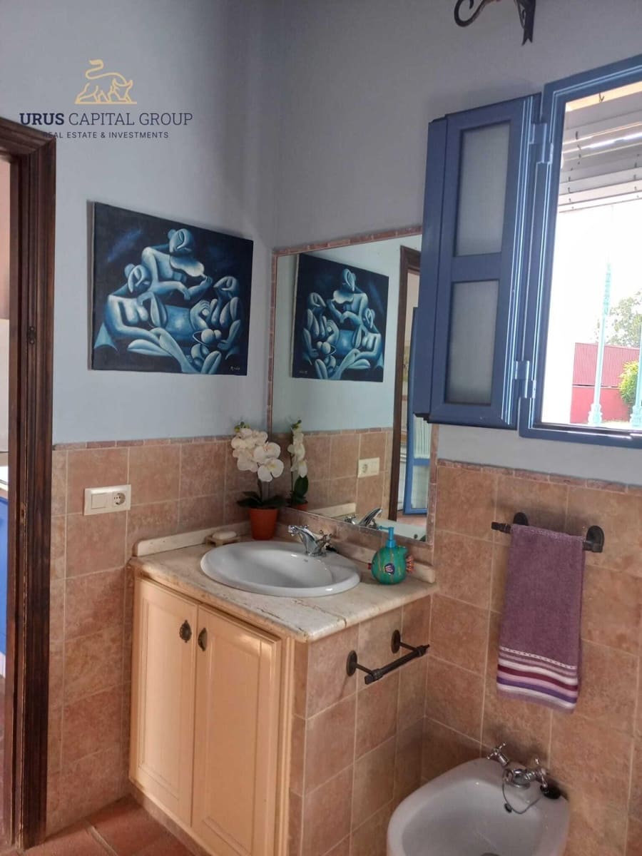 5 makuuhuone Huvila myytävänä paikassa Cordoba kaupunki mukana uima-altaan 
autotalli - 890 000 € (Ref: 9491791)