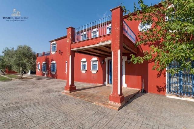 5 makuuhuone Huvila myytävänä paikassa Alcolea, Córdoba kaupunki mukana uima-altaan 
autotalli - 890 000 € (Ref: 9491791)