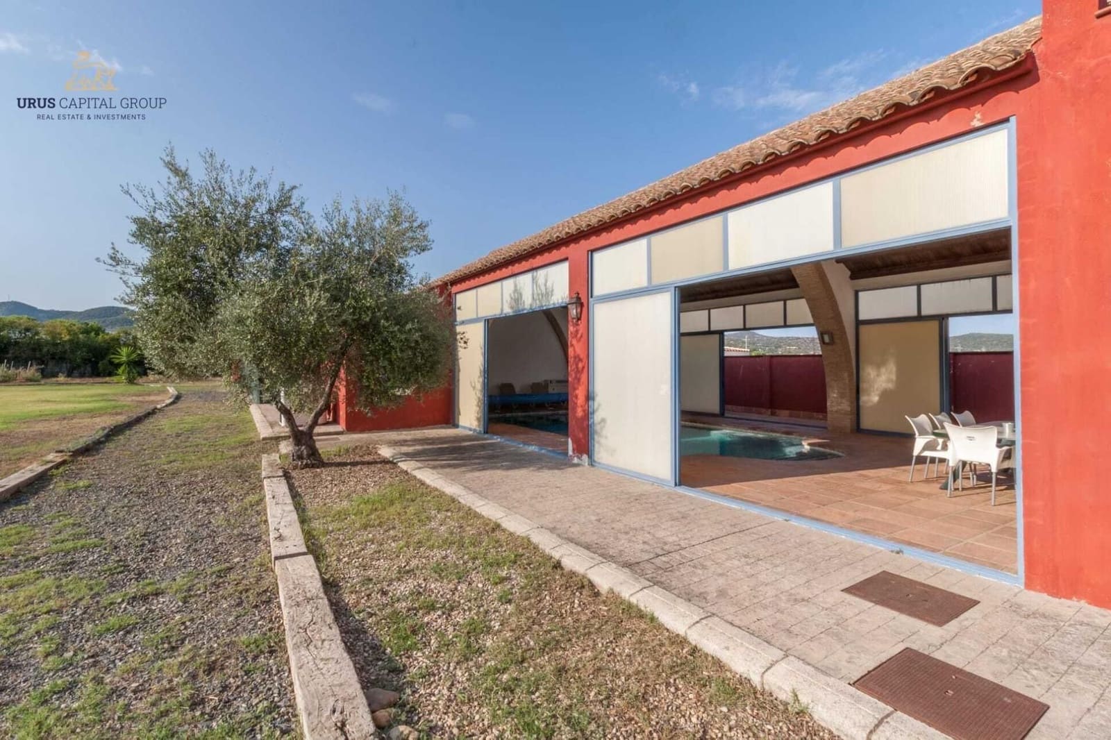 5 makuuhuone Huvila myytävänä paikassa Cordoba kaupunki mukana uima-altaan 
autotalli - 890 000 € (Ref: 9491791)