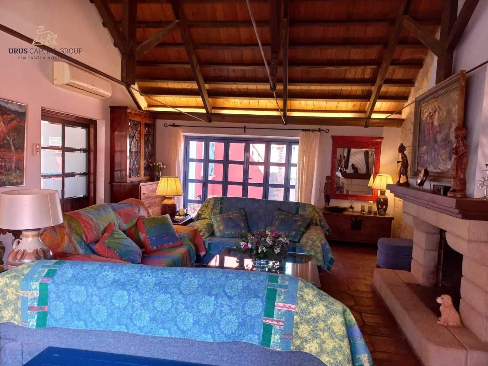 5 makuuhuone Huvila myytävänä paikassa Cordoba kaupunki mukana uima-altaan 
autotalli - 890 000 € (Ref: 9491791)