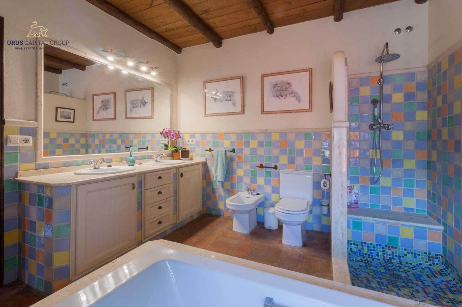 5 makuuhuone Huvila myytävänä paikassa Cordoba kaupunki mukana uima-altaan 
autotalli - 890 000 € (Ref: 9491791)