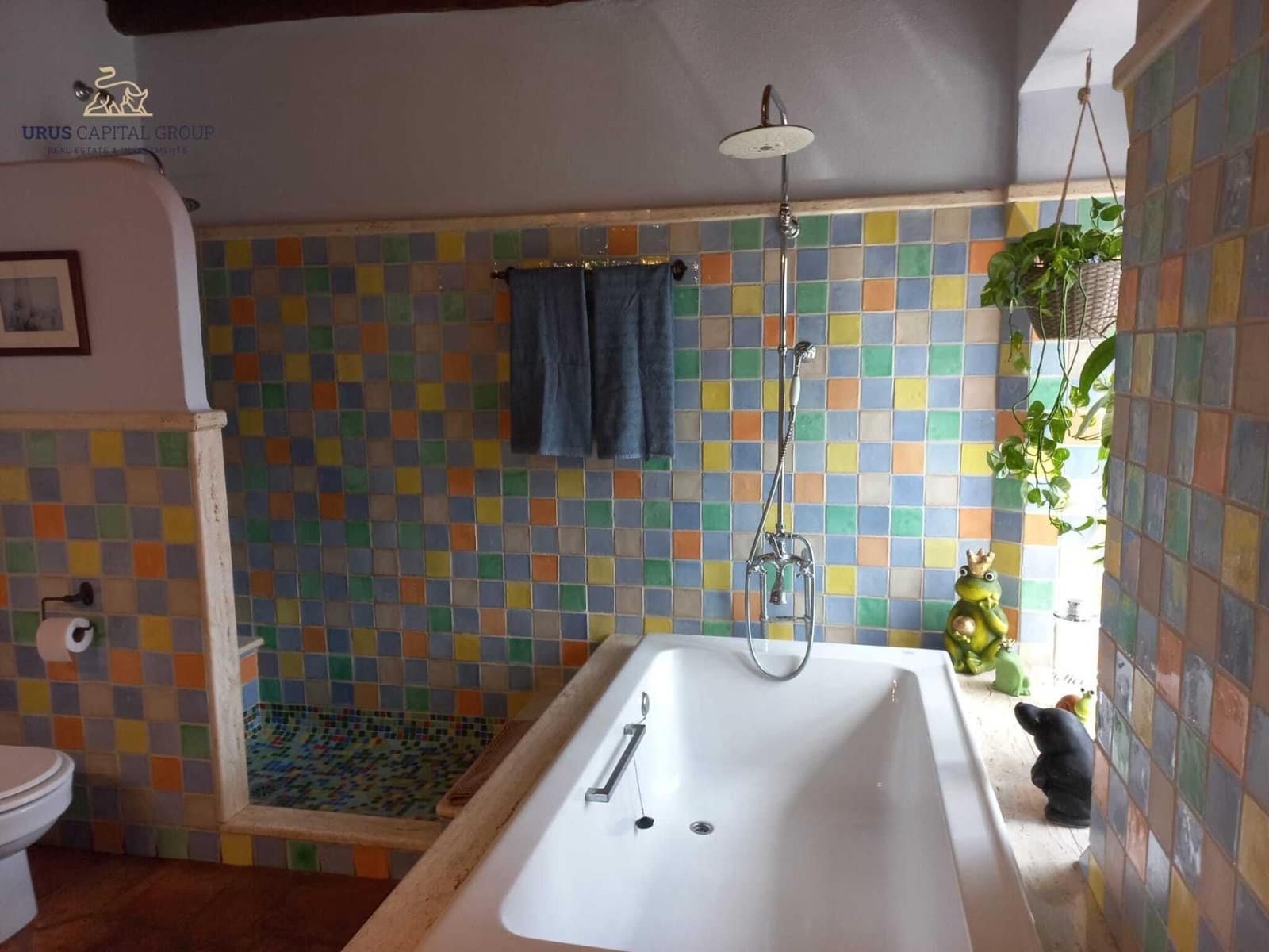 5 makuuhuone Huvila myytävänä paikassa Cordoba kaupunki mukana uima-altaan 
autotalli - 890 000 € (Ref: 9491791)