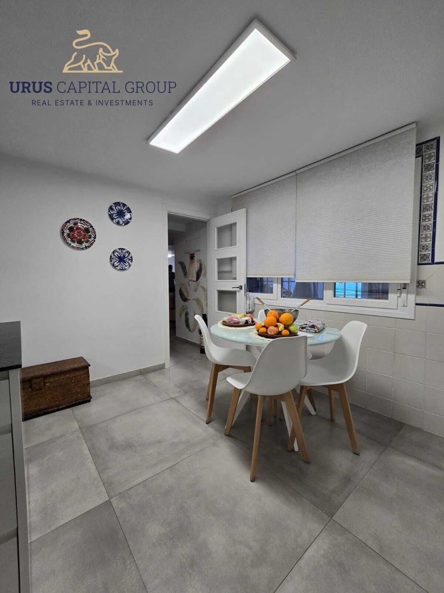 6 sypialnia Willa na sprzedaż w Miasto Kordoba z basenem garażem - 675 000 € (Ref: 9491792)