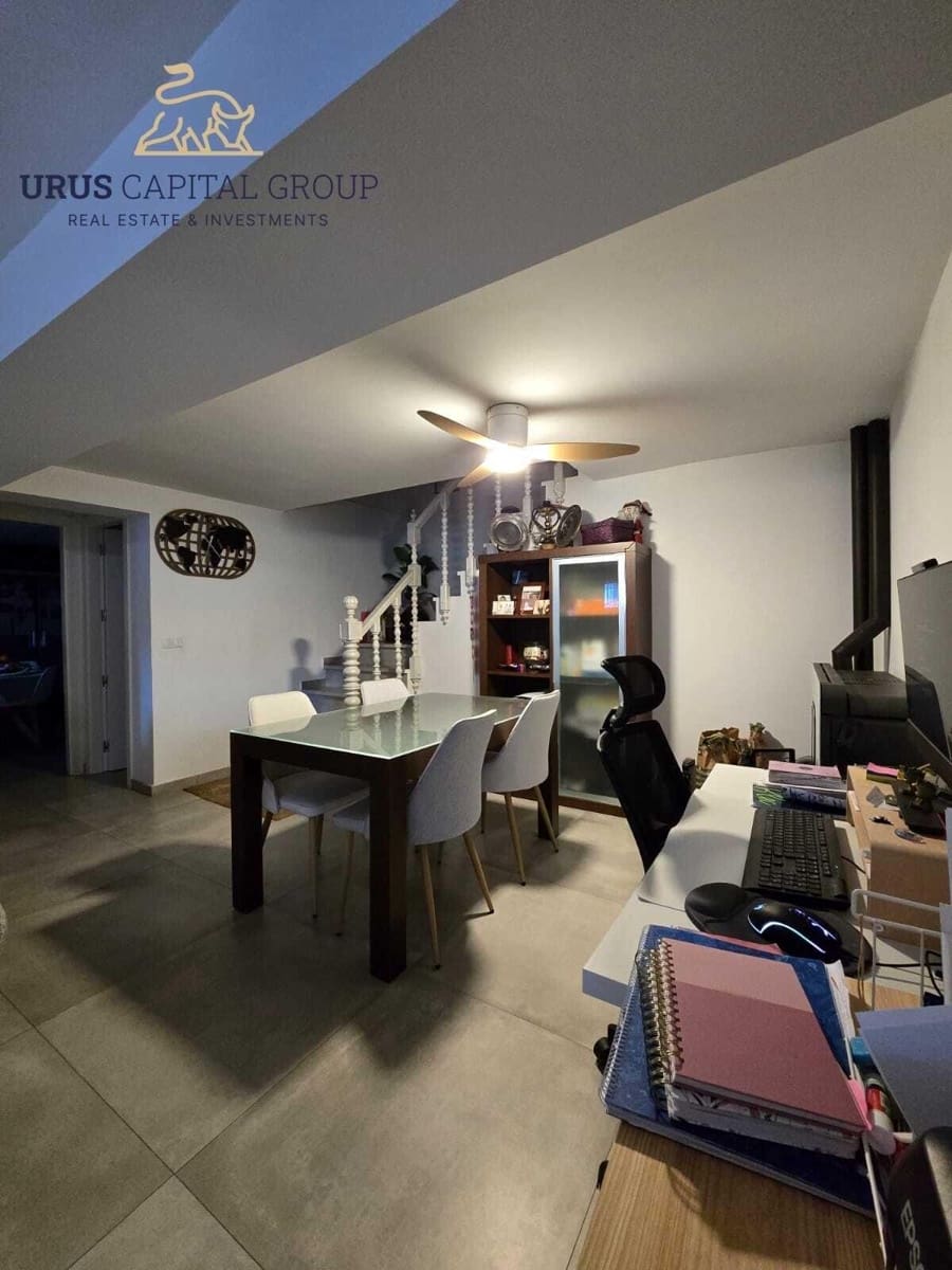 6 sypialnia Willa na sprzedaż w Miasto Kordoba z basenem garażem - 675 000 € (Ref: 9491792)