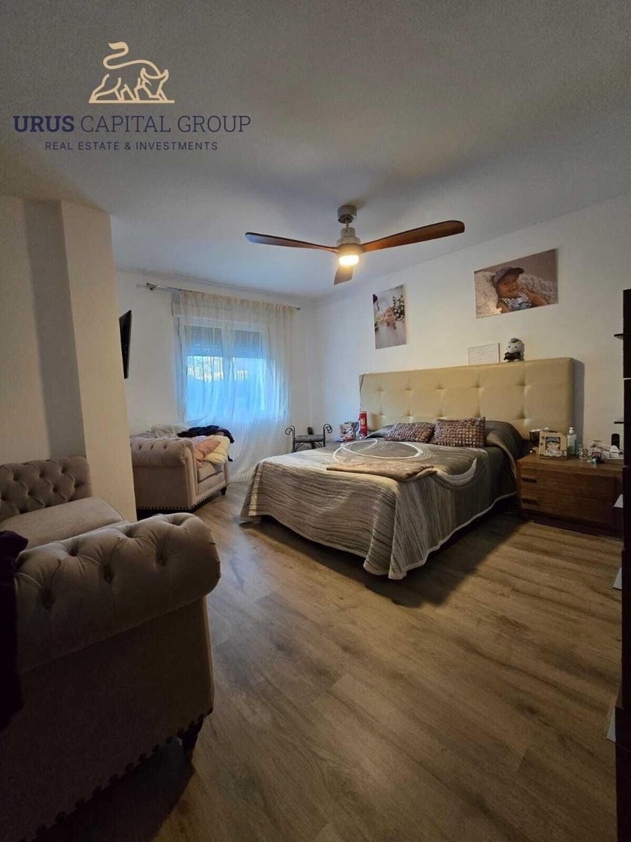 6 sypialnia Willa na sprzedaż w Miasto Kordoba z basenem garażem - 675 000 € (Ref: 9491792)