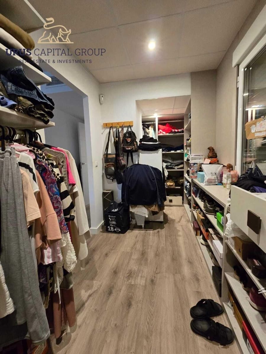 6 sypialnia Willa na sprzedaż w Miasto Kordoba z basenem garażem - 675 000 € (Ref: 9491792)