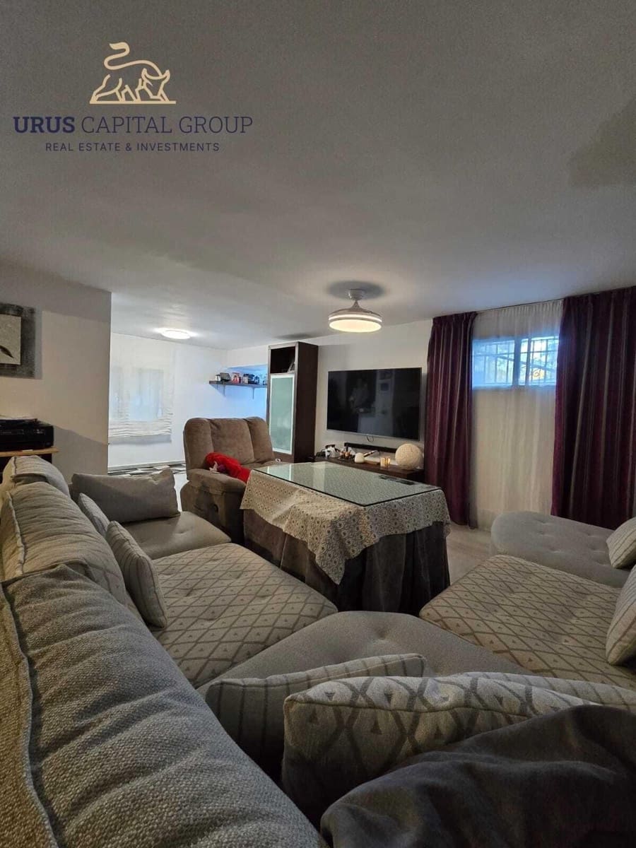 6 sypialnia Willa na sprzedaż w Miasto Kordoba z basenem garażem - 675 000 € (Ref: 9491792)