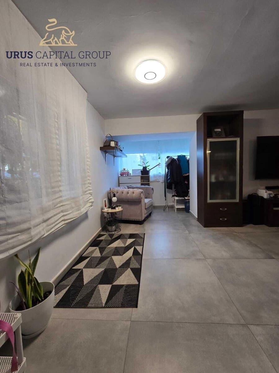 6 sypialnia Willa na sprzedaż w Miasto Kordoba z basenem garażem - 675 000 € (Ref: 9491792)