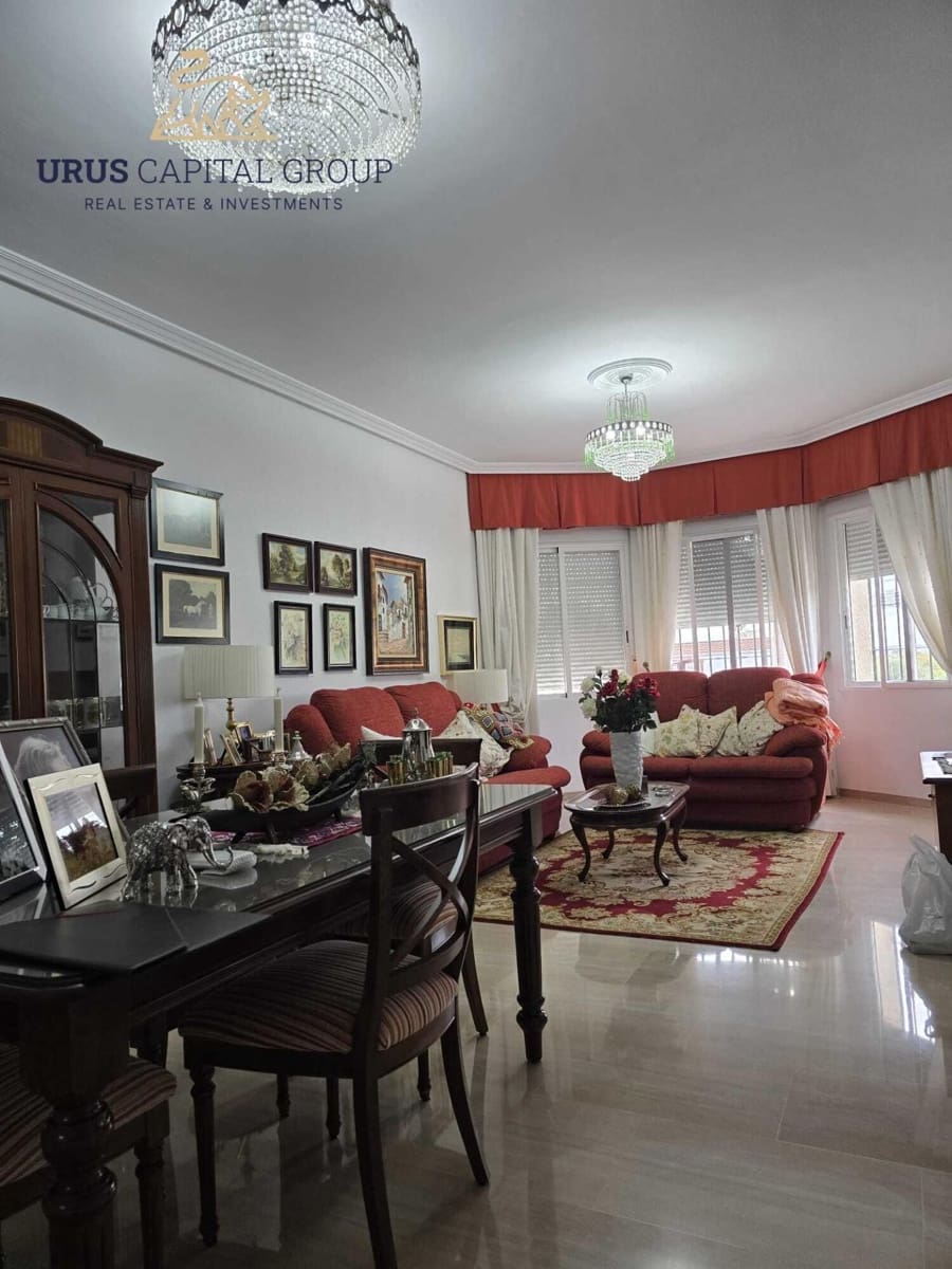 5 slaapkamer Villa te koop in Cordoba stad met garage - € 560.000 (Ref: 9491793)
