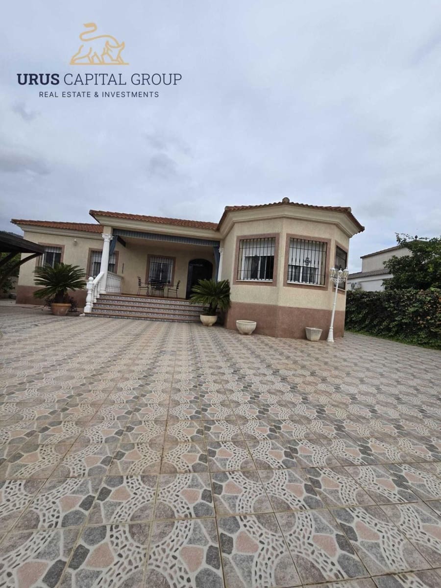 5 slaapkamer Villa te koop in Cordoba stad met garage - € 560.000 (Ref: 9491793)