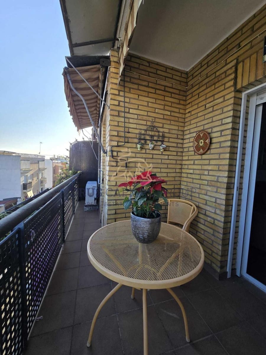 4 sypialnia Mieszkanie na sprzedaż w Miasto Kordoba z garażem - 145 000 € (Ref: 9491795)