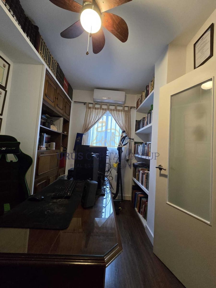 4 sypialnia Mieszkanie na sprzedaż w Miasto Kordoba z garażem - 145 000 € (Ref: 9491795)