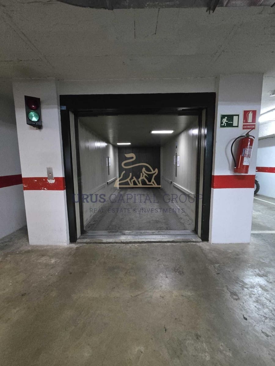 4 sypialnia Mieszkanie na sprzedaż w Miasto Kordoba z garażem - 145 000 € (Ref: 9491795)