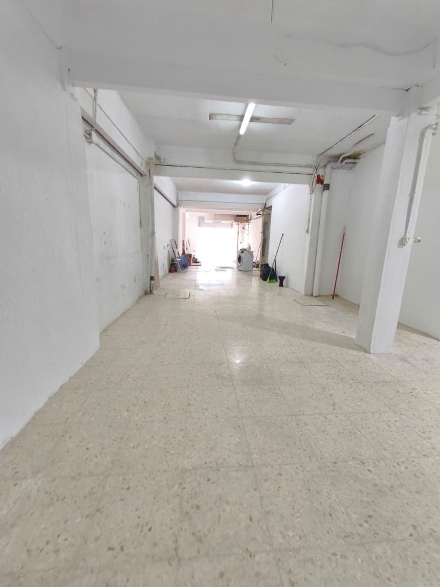 Local Comercial en Sevilla ciudad en venta - 600.000 € (Ref: 9491796)