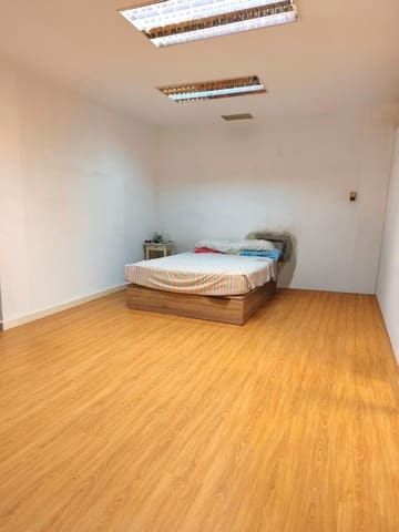 Local Comercial en San Vicente, Sevilla ciudad en venta - 600.000 € (Ref: 9491796)