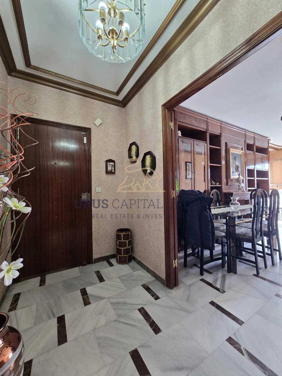 3 slaapkamer Flat te koop in Cordoba stad met zwembad - € 280.000 (Ref: 9516228)